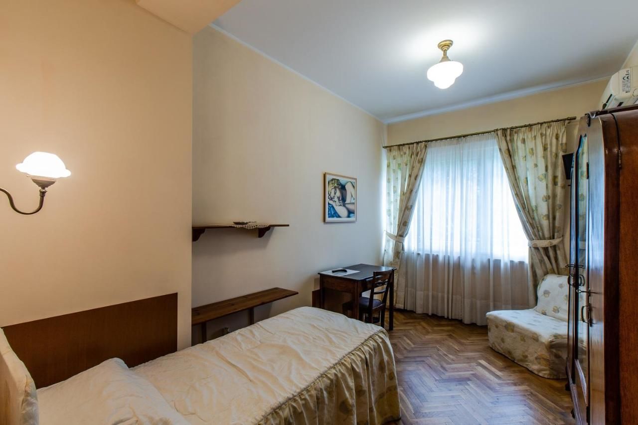 Отели типа «постель и завтрак» Casa Ferrari Bed & Breakfast София-14